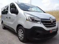 Begagnad Renault Trafic 120 HK (88 kW) 2021 Silver Minibuss