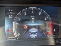 Usata Renault Captur 101 CV (74 kW) 2020 Grigio SUV