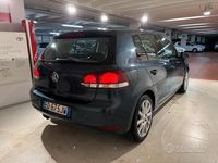 Usata VW Golf VI Highline 122 CV (89 kW) 2010 Blu Utilitaria