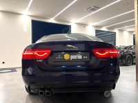 Usata Jaguar XE Portfolio 180 CV (132 kW) 2018 Blu Berlina