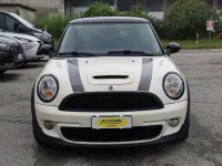 Usata Mini Cooper S 184 CV (135 kW) 2011 Bianco panna Utilitaria