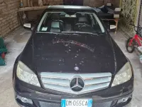 Usata Mercedes 220 Avantgarde 77 CV (56 kW) 2007 Nero Berlina