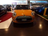 Usata Mini Cooper Coupé 116 CV (85 kW) 2014 Arancione/tetto bianco Coupé