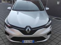 Usata Renault Clio V 101 CV (74 kW) 2022 Argento Berlina