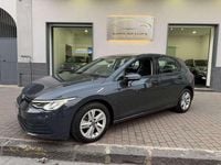 Usata VW Golf VIII Life 116 CV (85 kW) 2023 Grigio Berlina