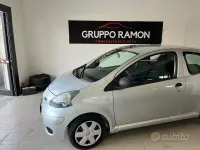 Usata Toyota Aygo Connect Style 68 CV (50 kW) 2010 Grigio Utilitaria