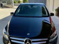 Usata Mercedes B200 136 CV (100 kW) 2019 Nero Utilitaria