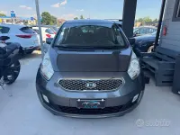 Usata Kia Venga 90 CV (66 kW) 2011 Grigio Utilitaria