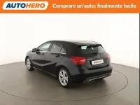 Usata Mercedes A180 110 CV (80 kW) 2016 Nero Utilitaria
