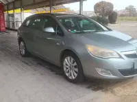 Usata Opel Astra 125 CV (91 kW) 2011 Station wagon