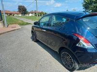 Usata Lancia Ypsilon 69 CV (50 kW) 2021 Blu Utilitaria