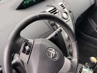 Usata Toyota Yaris 65 CV (47 kW) 2007 Utilitaria