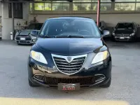 Begagnad Lancia Ypsilon Silver 69 HK (50 kW) 2014 Svart Halvkombi