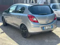 Usata Opel Corsa 80 CV (58 kW) 2010 Grigio Utilitaria