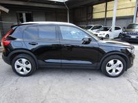 Usata Volvo XC40 Momentum 129 CV (94 kW) 2022 Nero metallizzato SUV