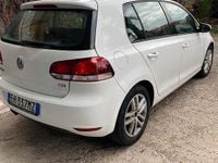 Usata VW Golf VI 122 CV (89 kW) 2011 Bianco Utilitaria