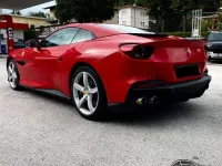 Usata Ferrari Portofino 620 CV (456 kW) 2023 Rosso Cabrio