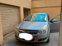 Usata Opel Astra 110 CV (80 kW) 2008 Grigio Berlina