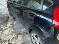 Usata Ford Fiesta 70 CV (51 kW) 2012 Nero Berlina
