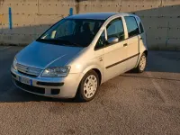 Usata Fiat Idea 90 CV (66 kW) 2007 Argento Monovolume