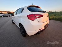 Usata Alfa Romeo Giulietta 120 CV (88 kW) 2016 Bianco Utilitaria