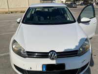 Usata VW Golf VI 102 CV (75 kW) 2010 Bianco Utilitaria
