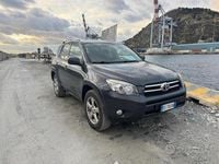 Usata Toyota RAV4 177 CV (130 kW) 2005 Grigio Station wagon