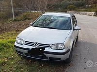 Usata VW Golf IV 110 CV (80 kW) 2001 Grigio Utilitaria