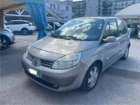 Usata Renault Scénic Dynamique 113 CV (83 kW) 2003 Grigio Monovolume
