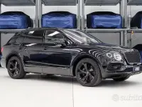 Usata Bentley Bentayga 608 CV (447 kW) 2016 Nero SUV