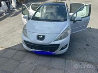 Usata Peugeot 207 75 CV (55 kW) 2011 Bianco Utilitaria