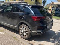 Usata VW T-Roc 150 CV (110 kW) 2017 Nero SUV