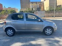 usata Toyota Yaris 1.0i 16V cat 5 porte Sol