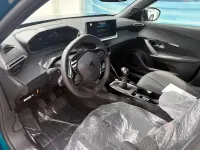 Nuova Peugeot 2008 Allure 101 CV (74 kW) 2026 Blu SUV