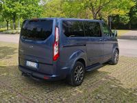 Usata Ford Tourneo Custom 150 CV (110 kW) 2022 Blu/azzurro Furgone