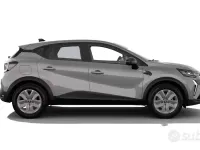 Nuova Renault Captur Evolution 122 CV (89 kW) 2026 Grigio rafale SUV