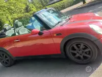 Usata Mini Cooper Cabriolet 120 CV (88 kW) 2008 Rosso Cabrio