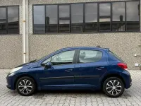 Usata Peugeot 207 73 CV (53 kW) 2011 Bluazzurro Berlina