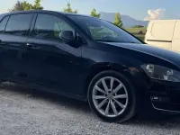 Usata VW Golf VII Highline 105 CV (77 kW) 2013 Berlina