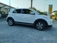 Usata Toyota Urban Cruiser 99 CV (72 kW) 2010 Bianco Utilitaria
