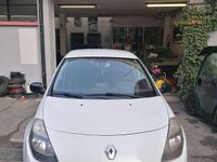 Usado Renault Clio II Dynamique 111 CV (81 kW) 2011 Blanco Berlina