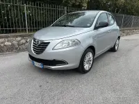 Usata Lancia Ypsilon 85 CV (62 kW) 2014 Grigio Utilitaria