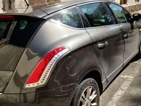 Usata Lancia Delta Gold 120 CV (88 kW) 2011 Utilitaria