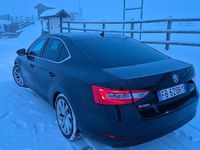 Usata Skoda Superb 150 CV (110 kW) 2016 Nero Berlina
