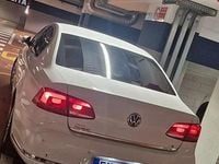 Usata VW Passat 150 CV (110 kW) 2012 Bianco Berlina