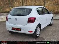 Usata Dacia Sandero 75 CV (55 kW) 2020 Bianco Berlina