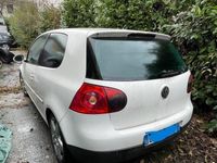 Usata VW Golf V GT 140 CV (102 kW) 2007 Bianco Utilitaria