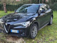 Usata Alfa Romeo Stelvio Executive 190 CV (139 kW) 2019 Nero SUV