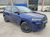 Usata Jeep Compass 179 CV (131 kW) 2021 Blu sc. met. con tetto nero SUV