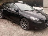 Usata Volvo V40 120 CV (88 kW) 2016 Nero Berlina